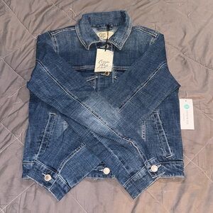 JEAN JACKET NWT